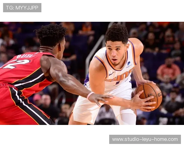 保罗关键战组织效率提升，改变太阳进攻节奏