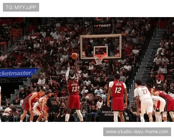 威斯布鲁克突破造犯规提升关键时刻得分效率明显超越历年表现